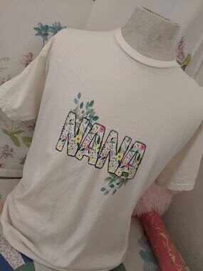 Womans Tee - Nana